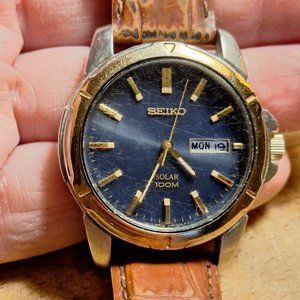Men's Seiko  runs great  solar